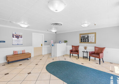 The front desk in the lobby at University Post Acute